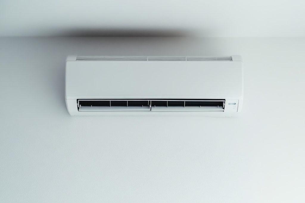 AC